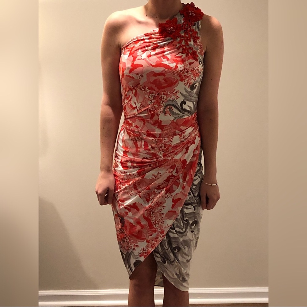 One shoulder dress